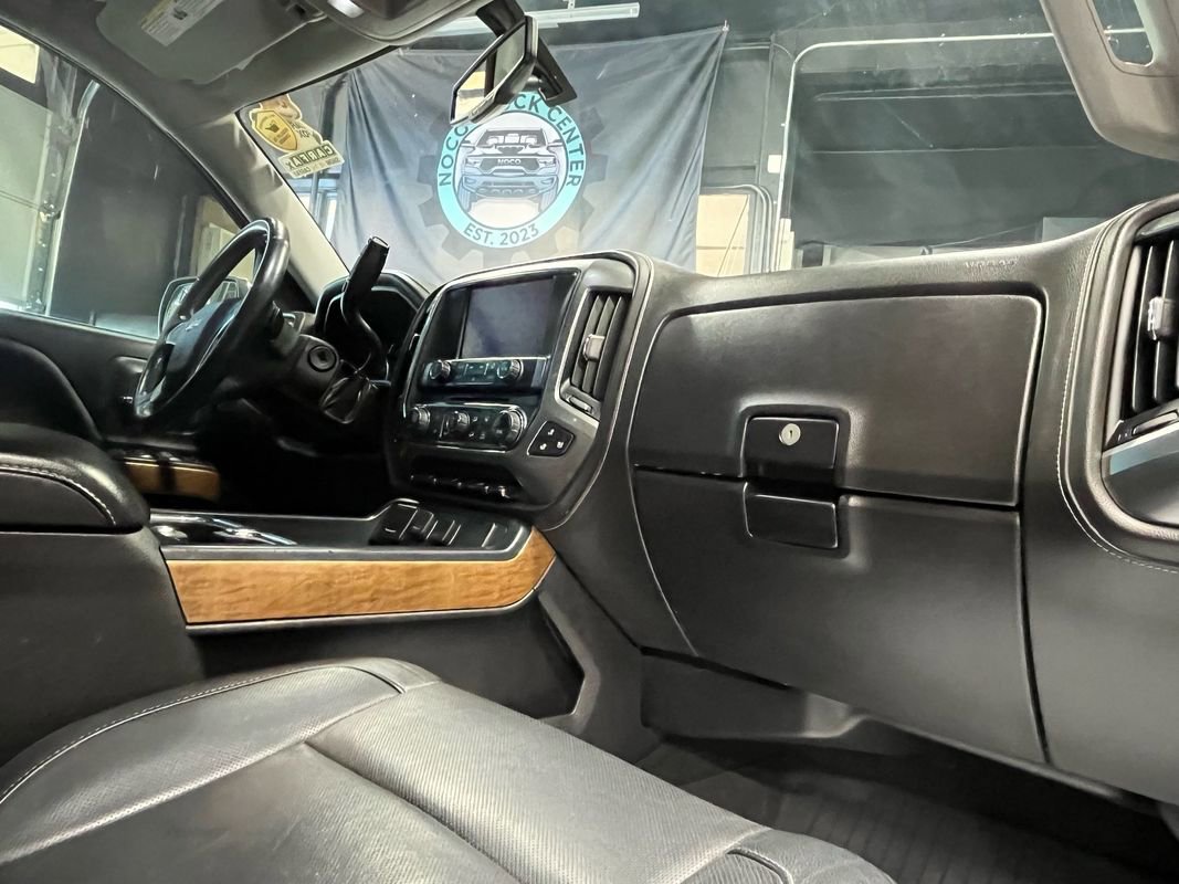 Used 2017 Chevrolet Silverado 1500 LTZ w/ High Desert Package image 16