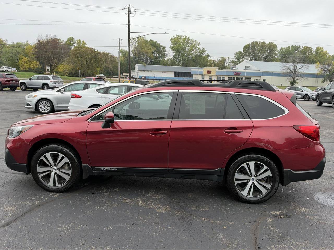 Used 2019 Subaru Outback 2.5i Limited AWD/4WD image 6