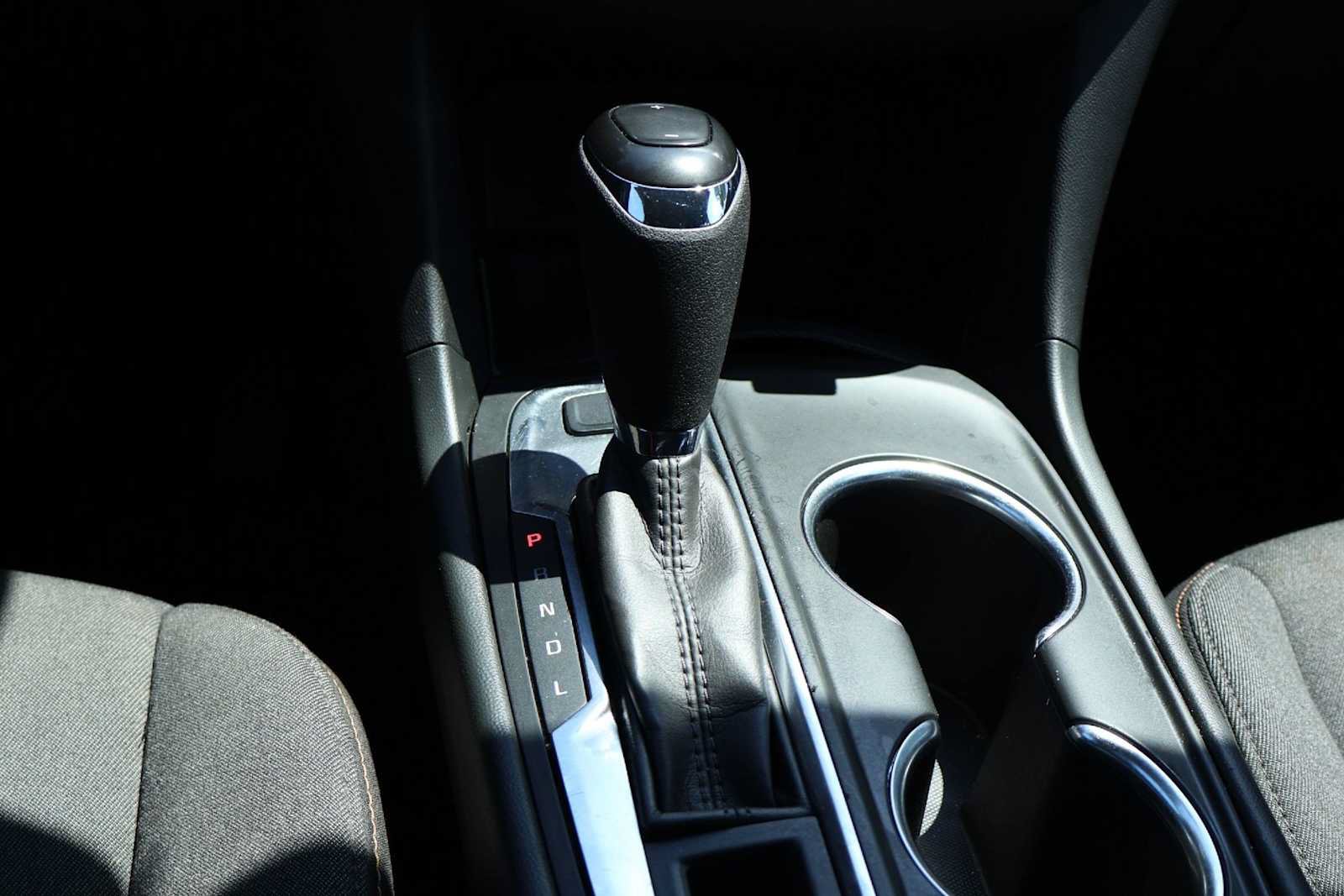 Used 2021 Chevrolet Equinox LT AWD/4WD image 17