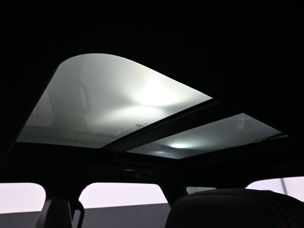 Used 2022 Ford Explorer ST-Line w/ Class IV Trailer Tow Package image 24