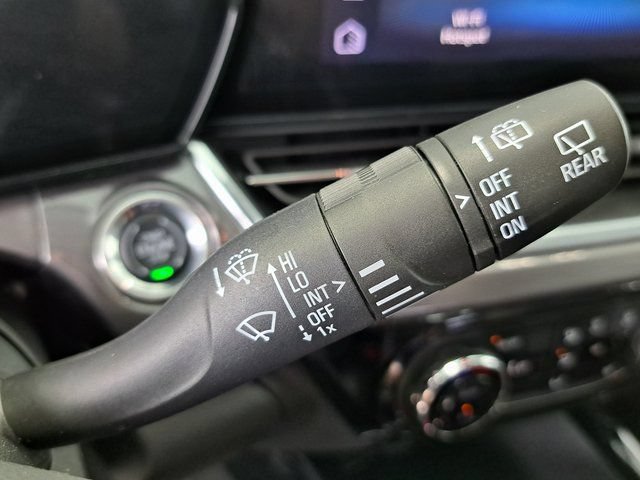 Used 2025 Chevrolet Trax ACTIV w/ Driver Confidence Package FWD image 11