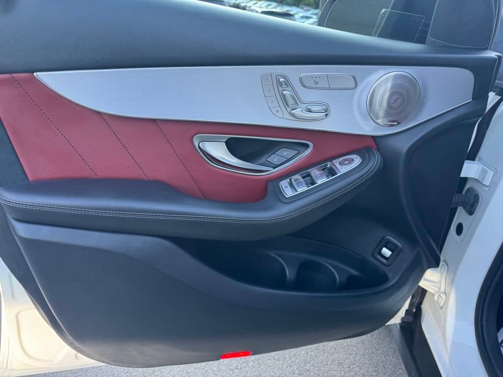 Used 2021 Mercedes-Benz GLC 300 4MATIC Coupe image 13