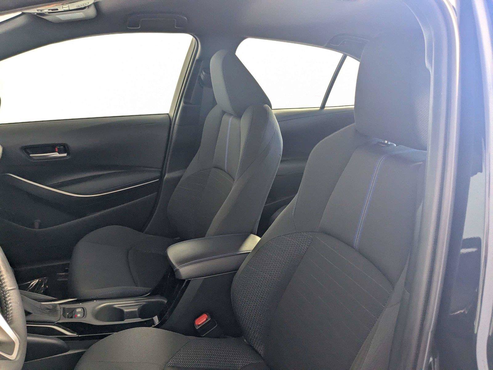 Used 2021 Toyota Corolla SE FWD image 11