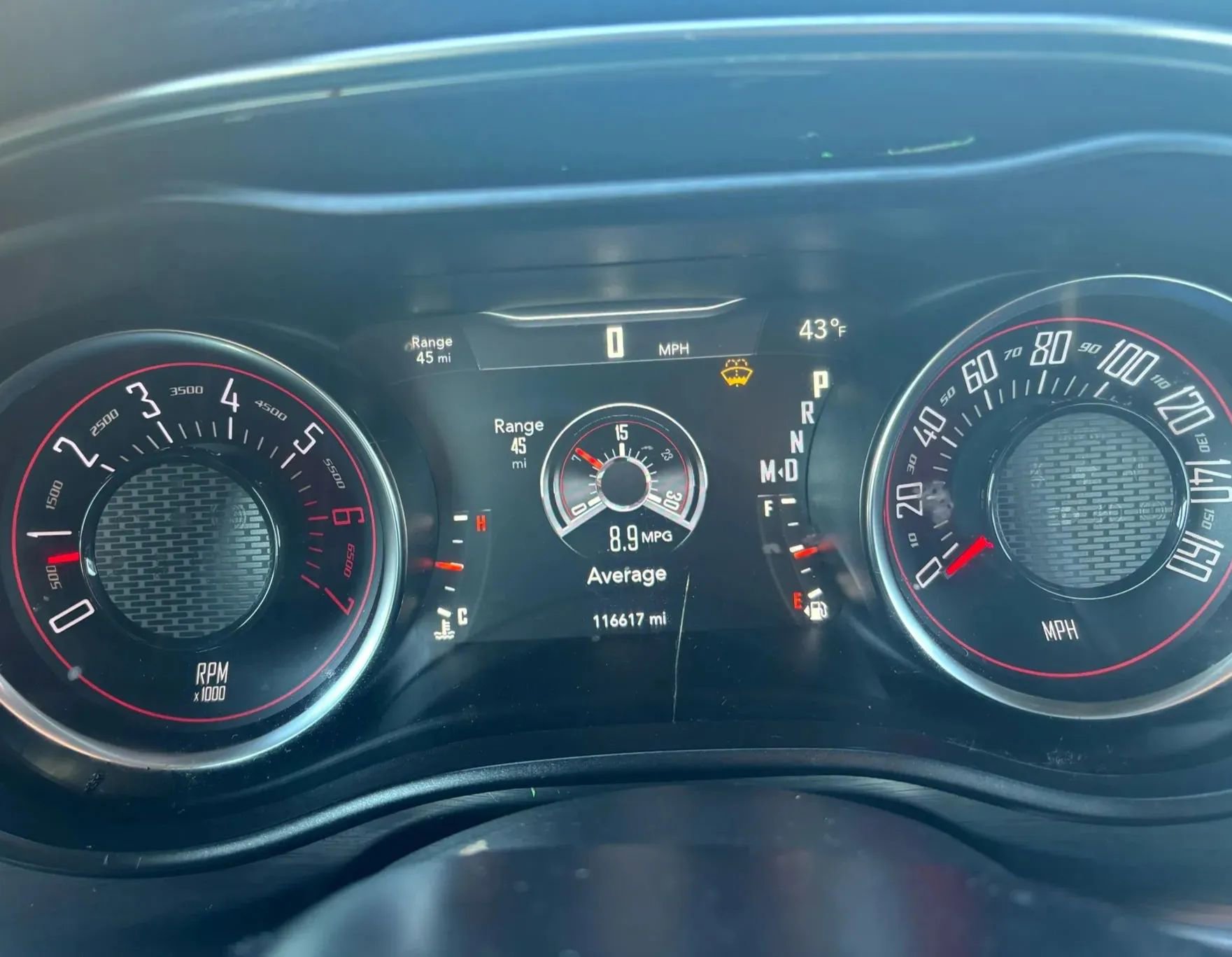 Used 2017 Dodge Challenger R/T image 3