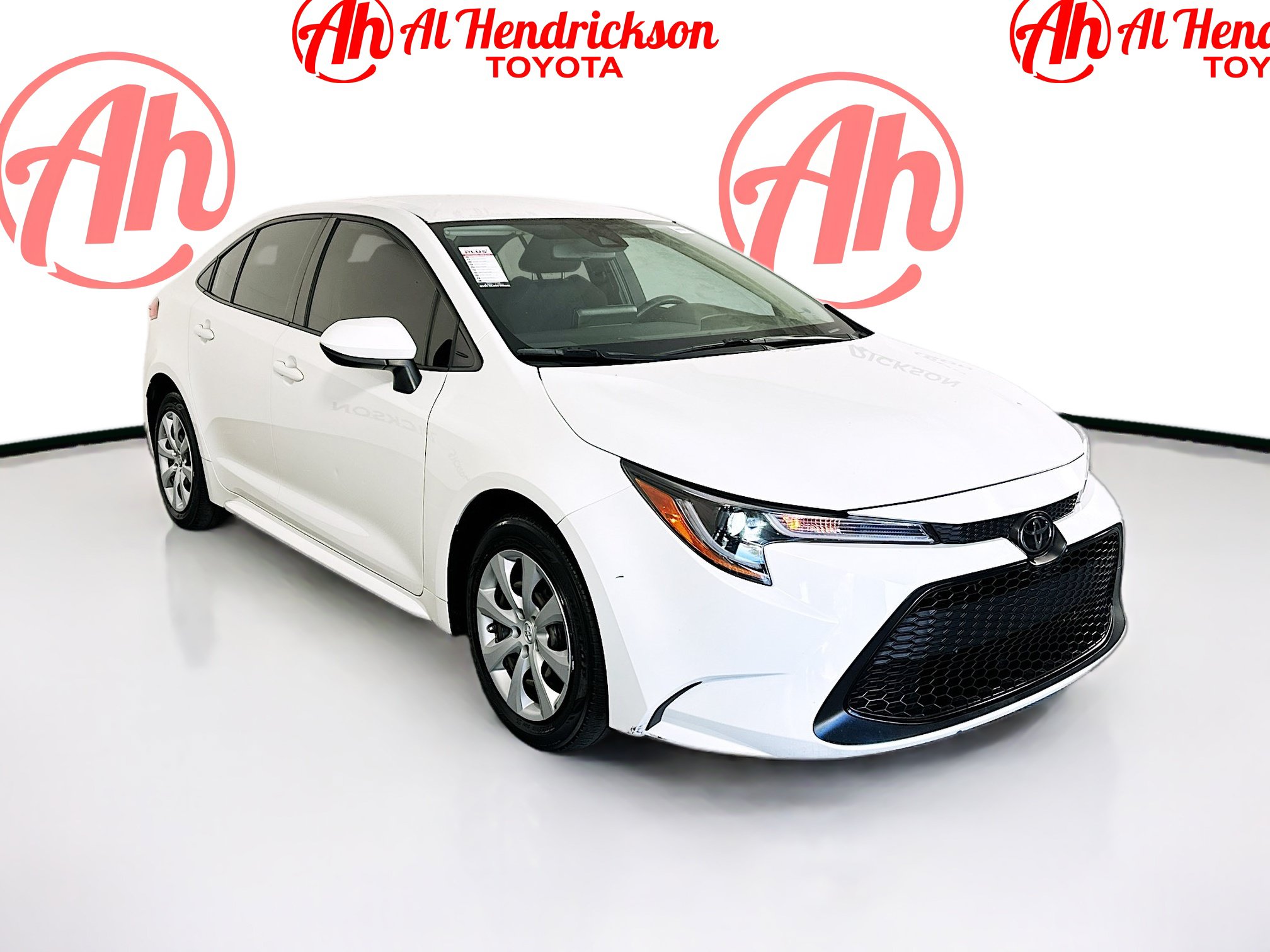 Used 2022 Toyota Corolla LE FWD image 1