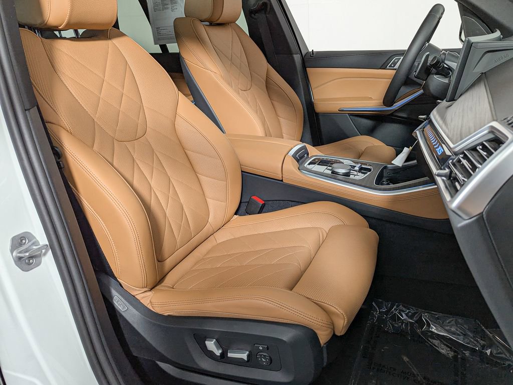 Certified 2025 BMW X5 xDrive40i w/ M Sport Package image 20