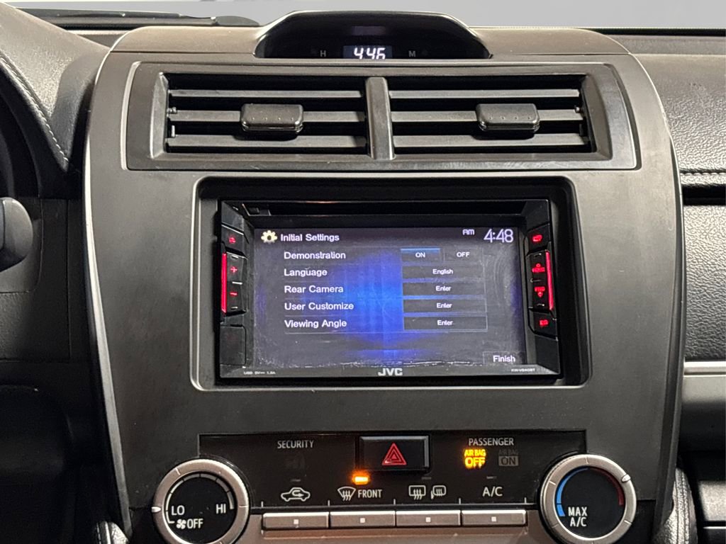 Used 2014 Toyota Camry SE image 17