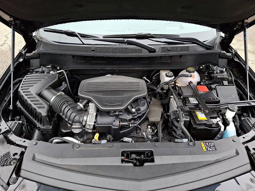 Used 2025 Cadillac XT6 Sport w/ LPO, Red Accent Package image 29