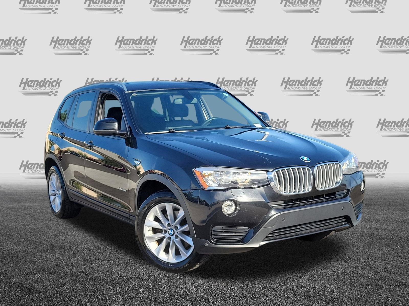 Used 2017 BMW X3 sDrive28i RWD image 2