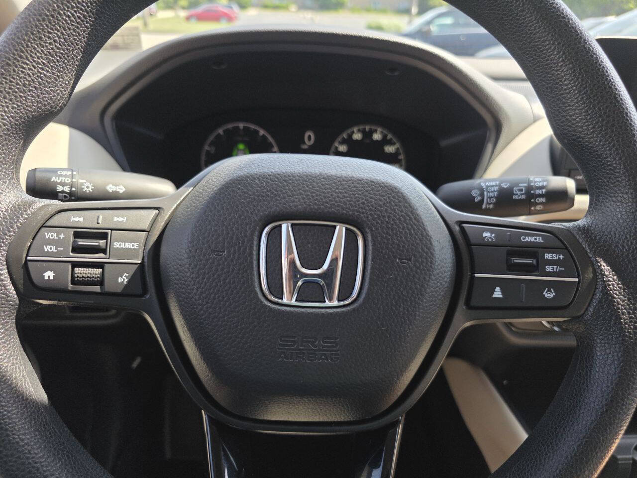 Used 2023 Honda HR-V LX image 16
