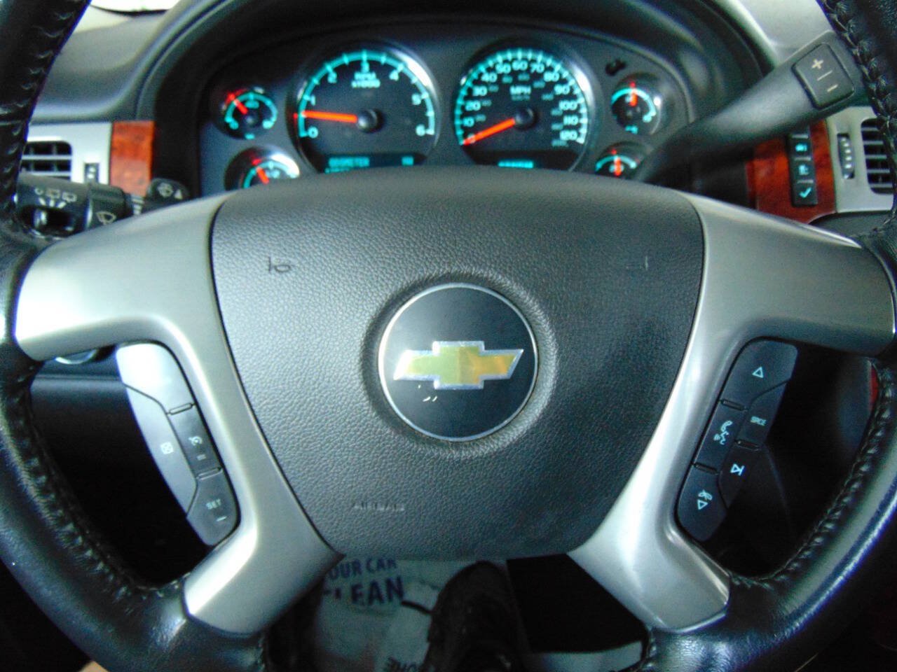 Used 2013 Chevrolet Tahoe LT AWD/4WD image 13