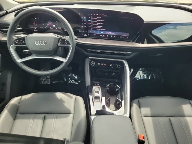 Certified 2025 Audi Q5 Premium w/ Convenience Package AWD/4WD video 2