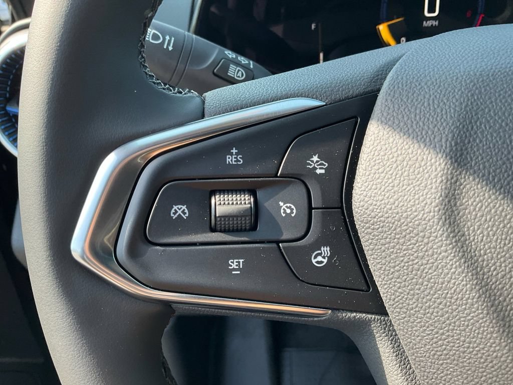 New 2026 Chevrolet Trax LT w/ Driver Confidence Package FWD image 28