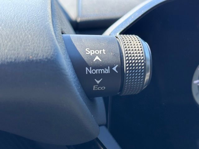 Used 2022 Lexus ES 300h w/ Accessory Package 2 image 14