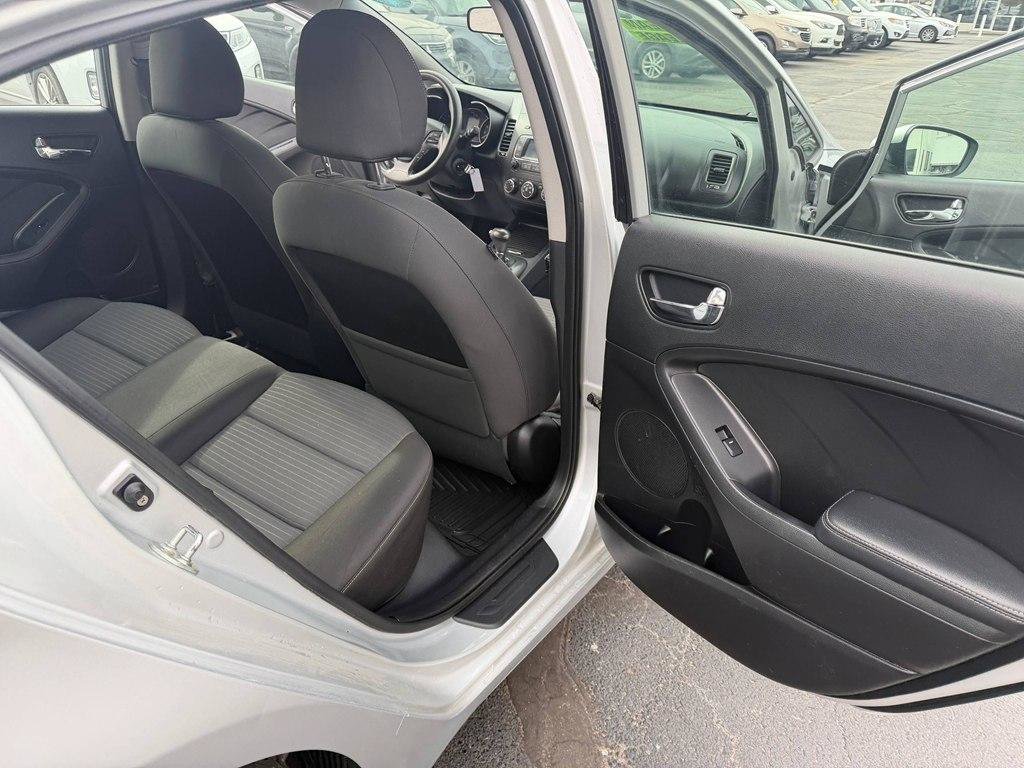 Used 2016 Kia Forte LX w/ LX Popular Plus Package FWD image 14