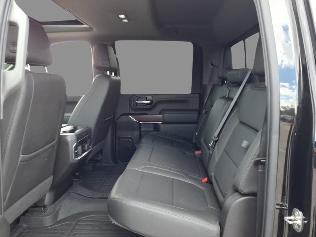 Used 2022 GMC Sierra 2500 SLT w/ SLT Convenience Package AWD/4WD image 5