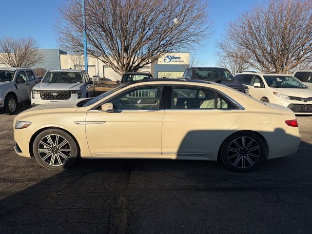 Used 2018 Lincoln Continental Reserve image 6