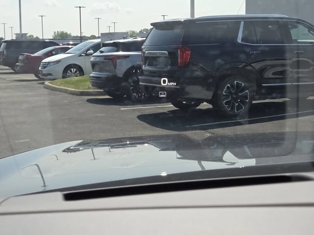 New 2026 GMC Yukon XL Elevation w/ Elevation Premium Package AWD/4WD image 8