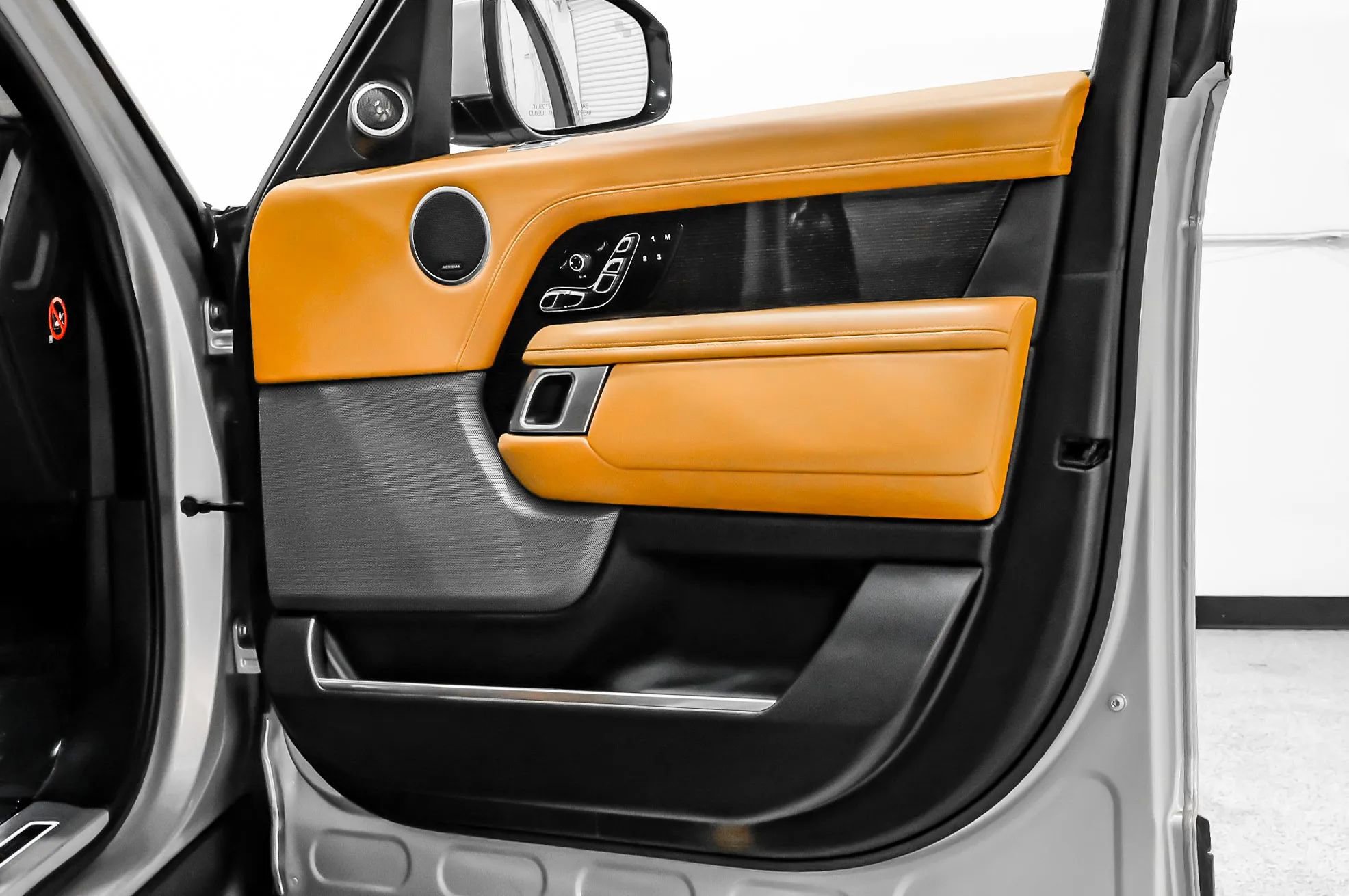 Used 2019 Land Rover Range Rover Long Wheelbase Autobiography image 53