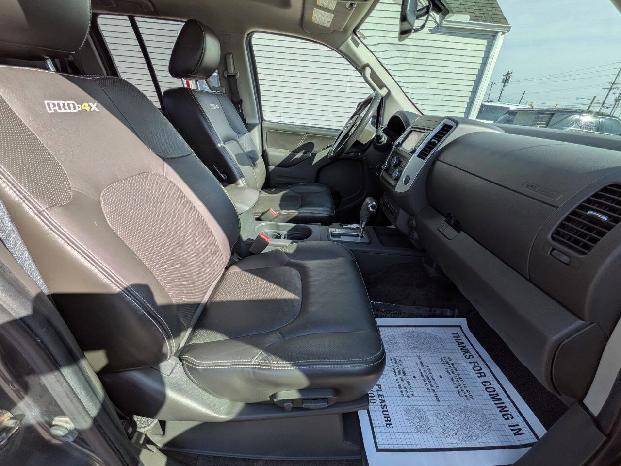 Used 2016 Nissan Frontier PRO-4X AWD/4WD image 19