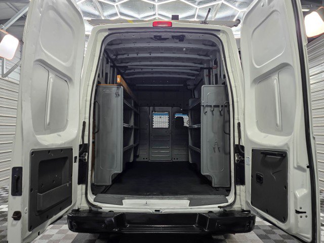 Used 2018 Nissan NV 2500 SV RWD image 11