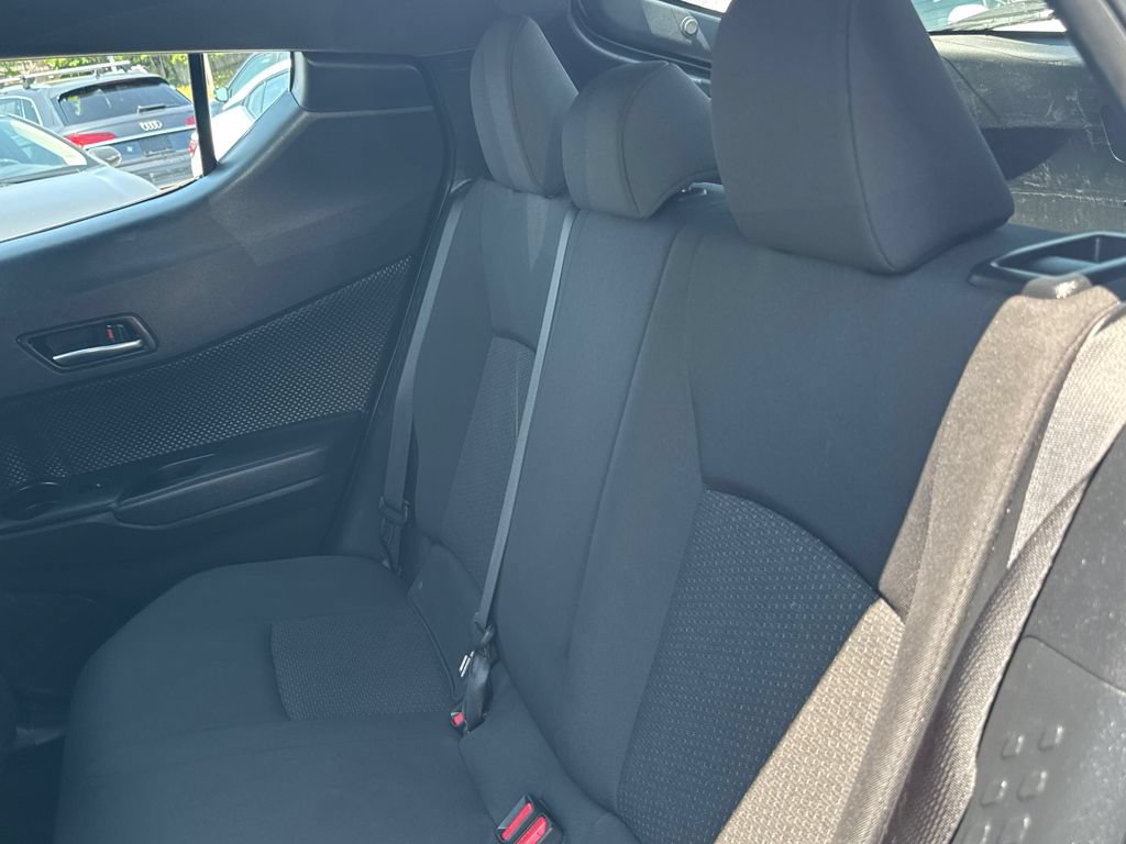 Used 2019 Toyota C-HR LE FWD image 34