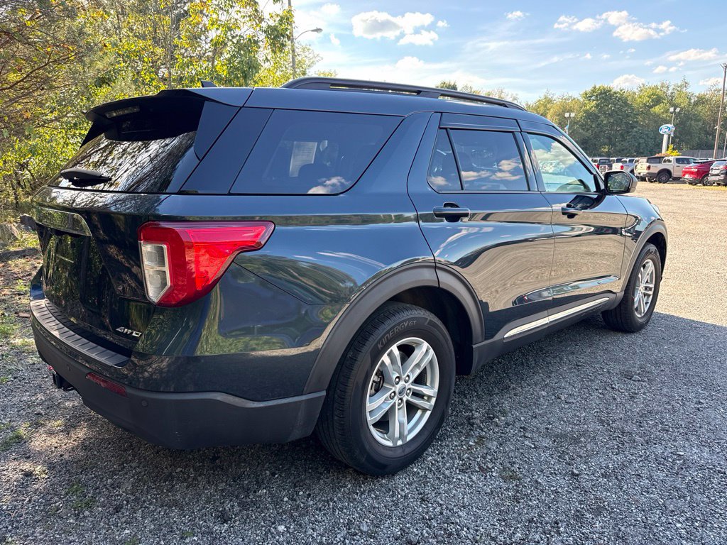 Used 2022 Ford Explorer XLT w/ Class IV Trailer Tow Package AWD/4WD image 7