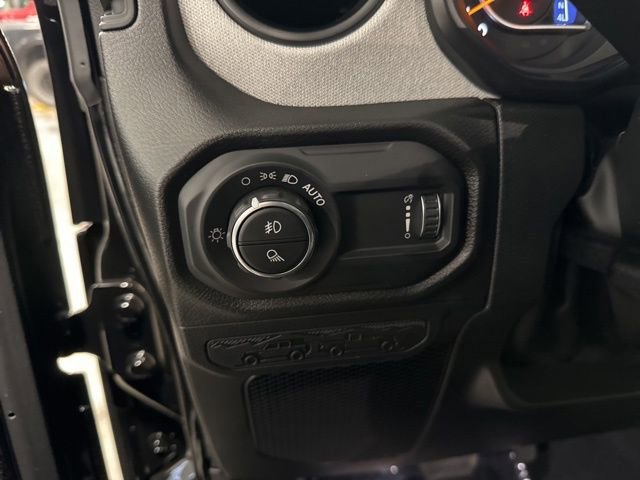 New 2026 Jeep Gladiator Sport image 16