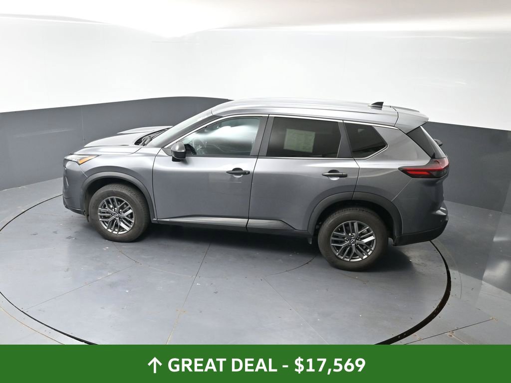 Used 2024 Nissan Rogue S FWD image 44