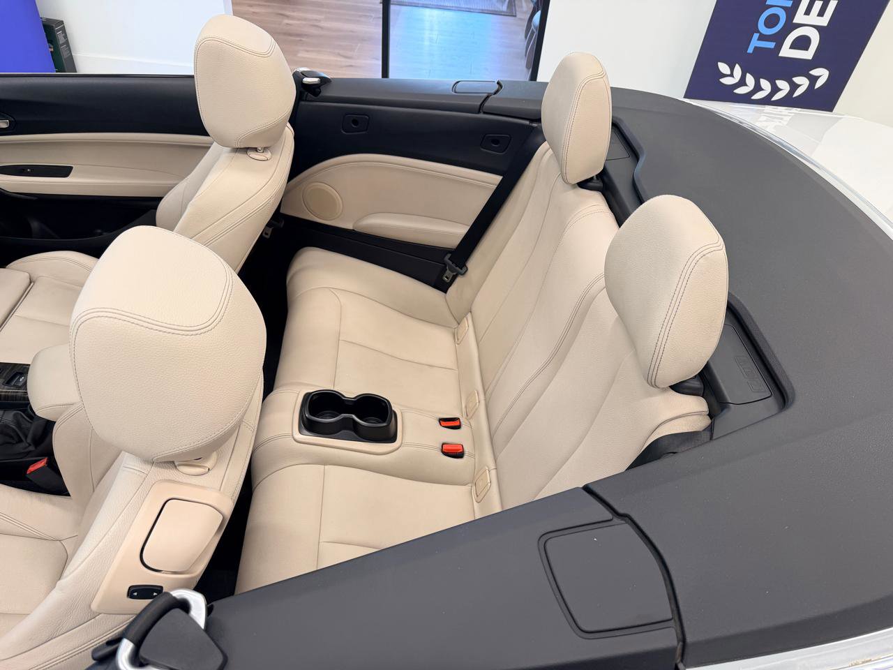 Used 2017 BMW 230i Convertible RWD image 28