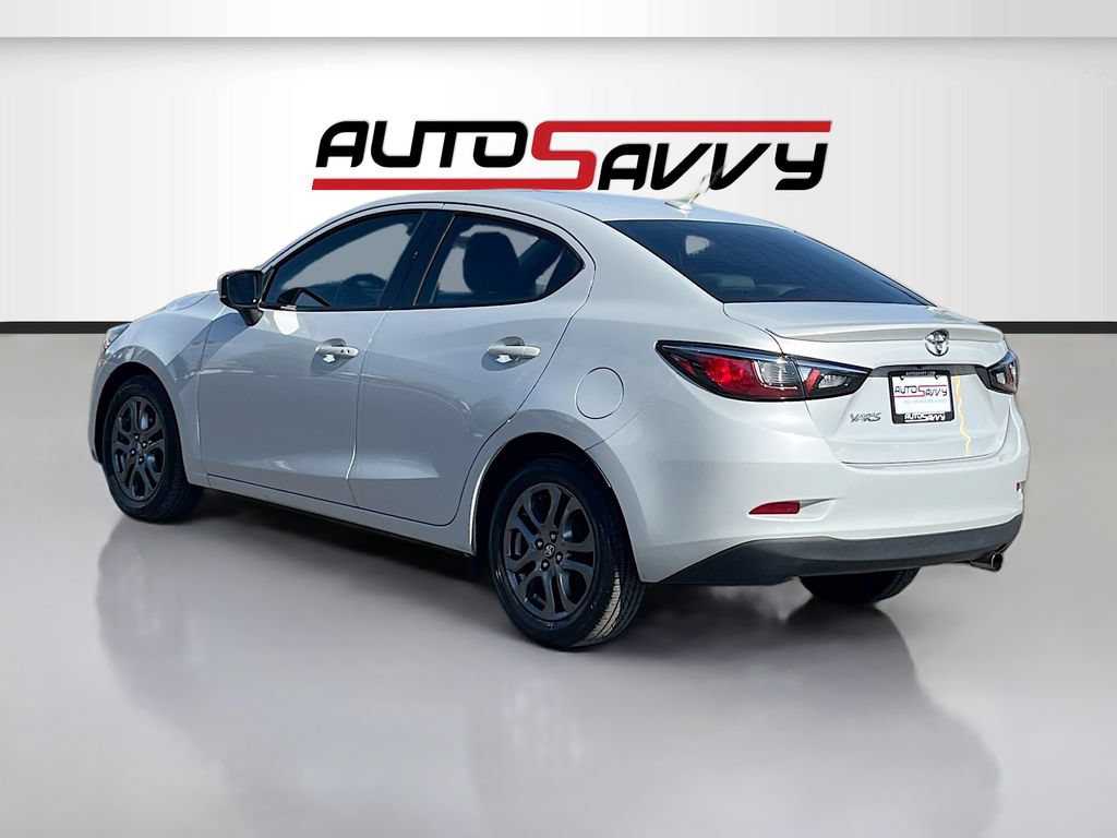 Used 2019 Toyota Yaris LE FWD image 5