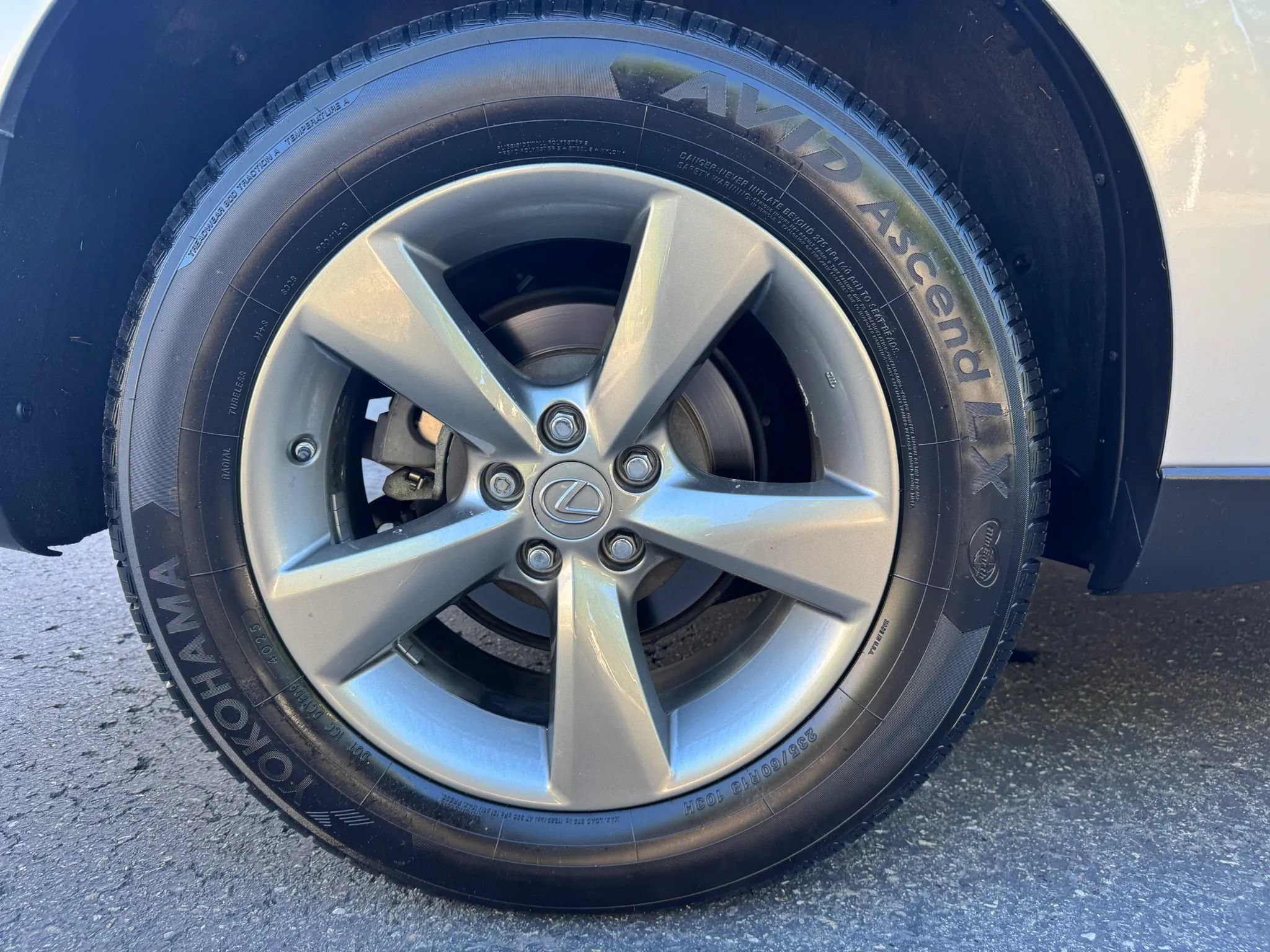 Used 2013 Lexus RX 450h AWD w/ Navigation Pkg image 18