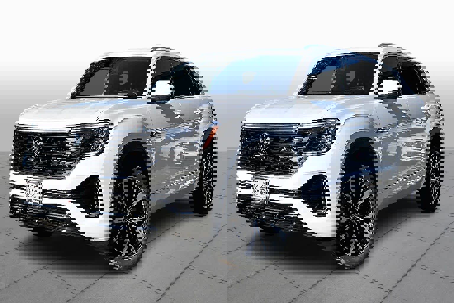 New 2026 Volkswagen Atlas Cross Sport SEL Premium R-Line