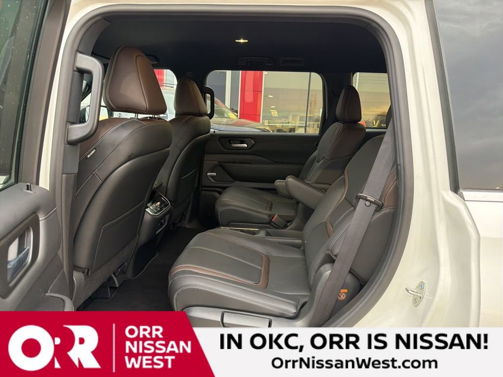 Used 2026 Nissan Armada SL w/ Captain's Chari Seat Package image 15
