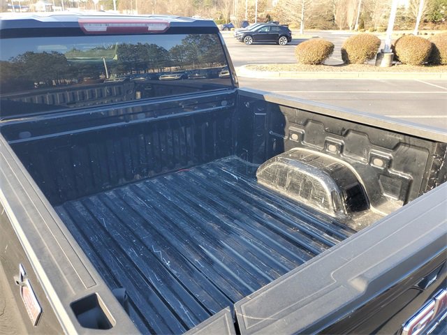 Used 2019 GMC Sierra 1500 SLT w/ X31 Off-Road Package image 8