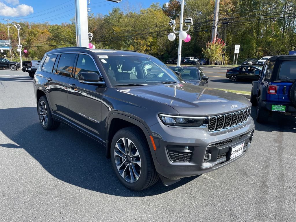 New 2025 Jeep Grand Cherokee L Overland w/ Advanced Protech Group III AWD/4WD image 2