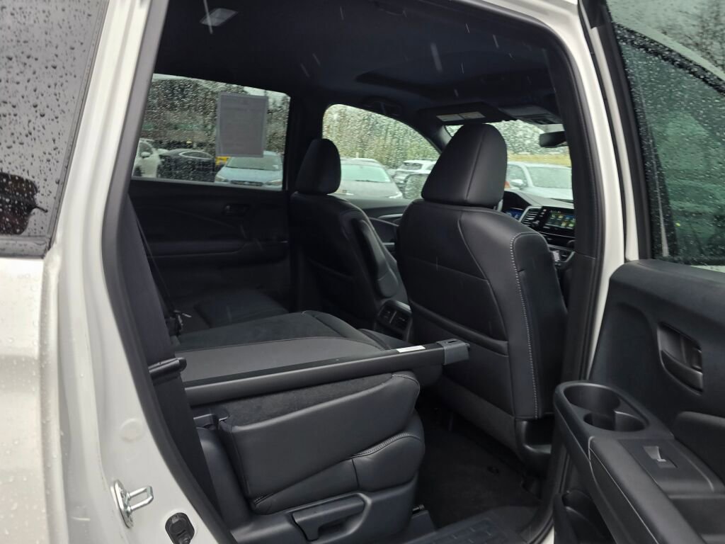 Certified 2023 Honda Passport EX-L image 13
