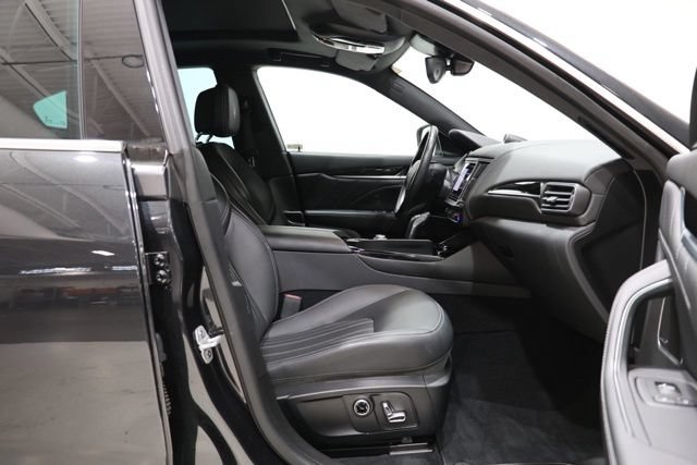 Certified 2022 Maserati Levante Modena AWD/4WD image 38