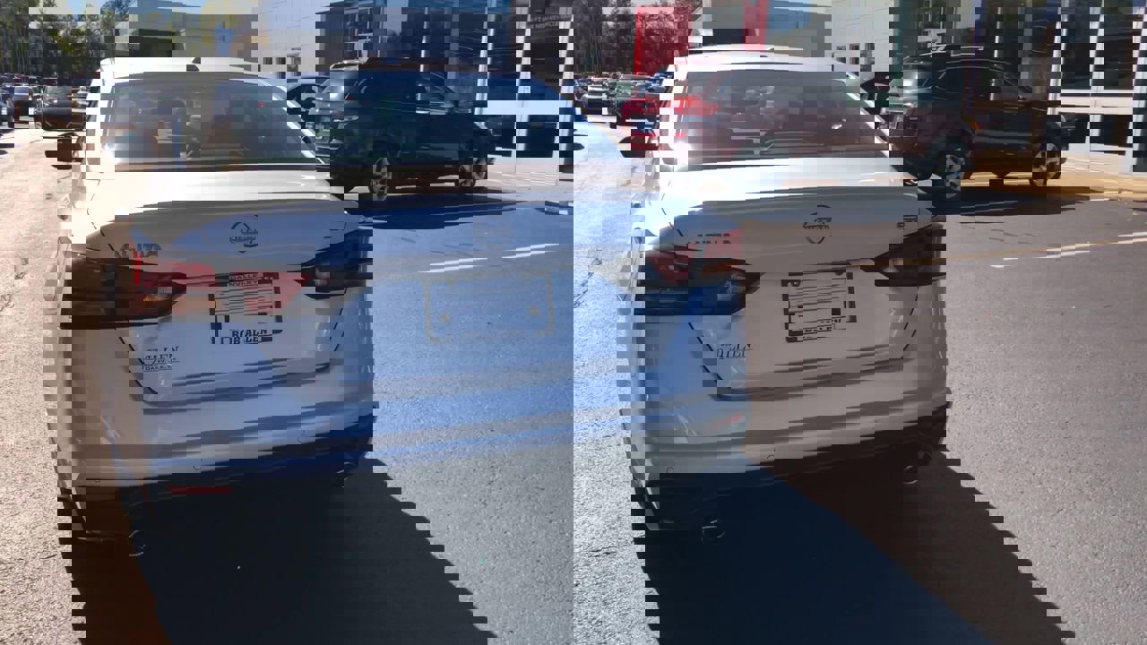 New 2025 Nissan Altima 2.5 SR w/ SR Premium Package image 7