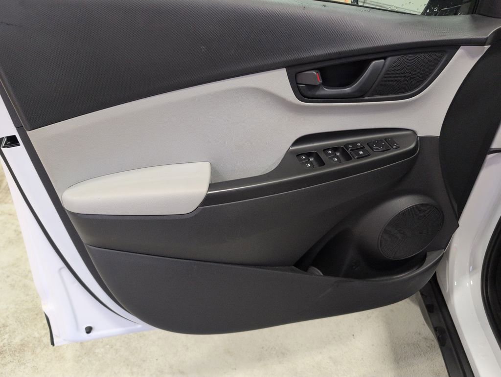 Certified 2023 Hyundai Kona SEL image 11