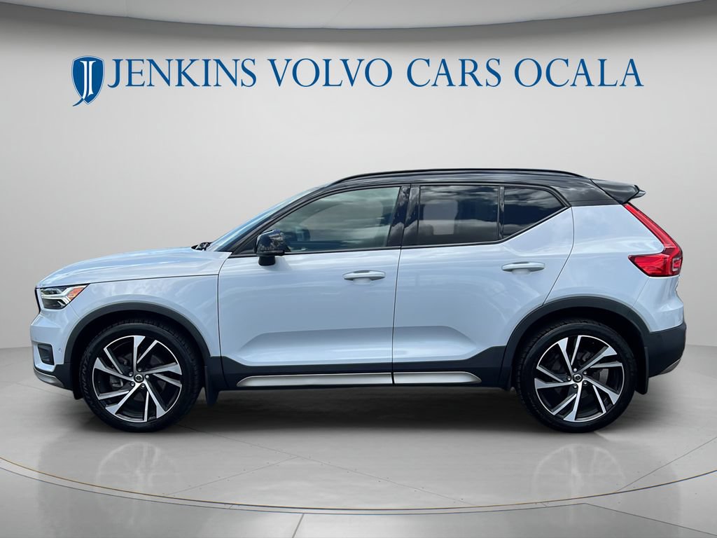 Used 2022 Volvo XC40 T5 R-Design w/ Advanced Package AWD/4WD image 6