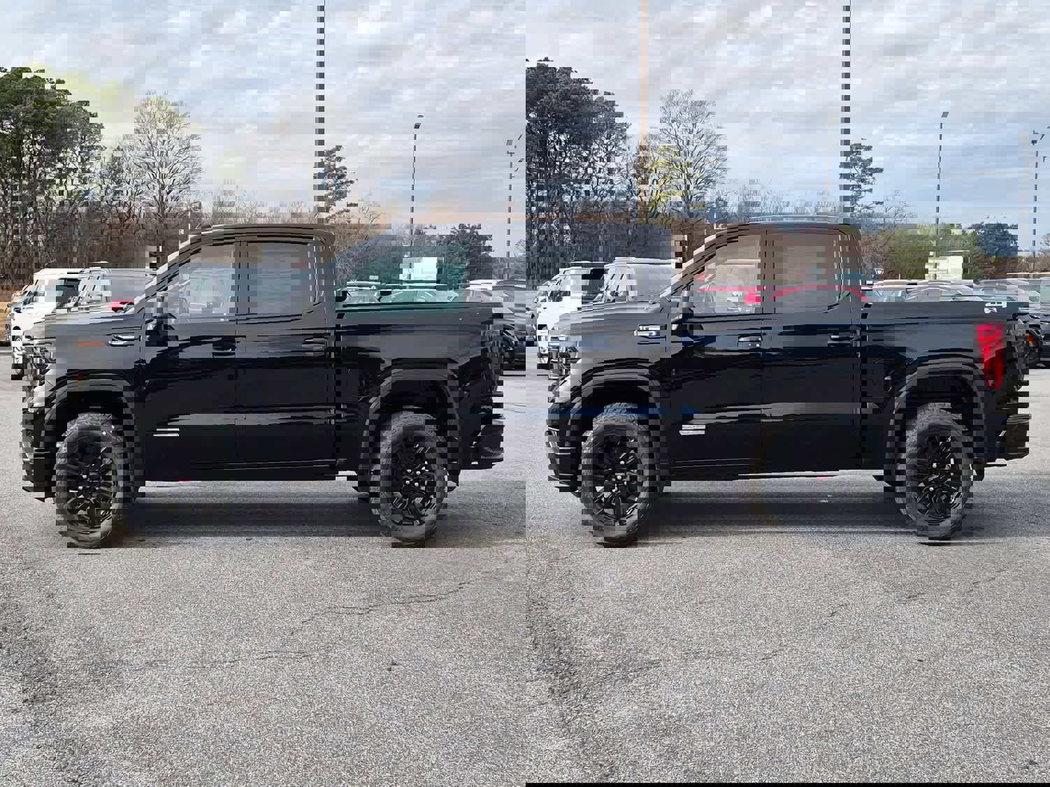 New 2026 GMC Sierra 1500 Elevation image 5