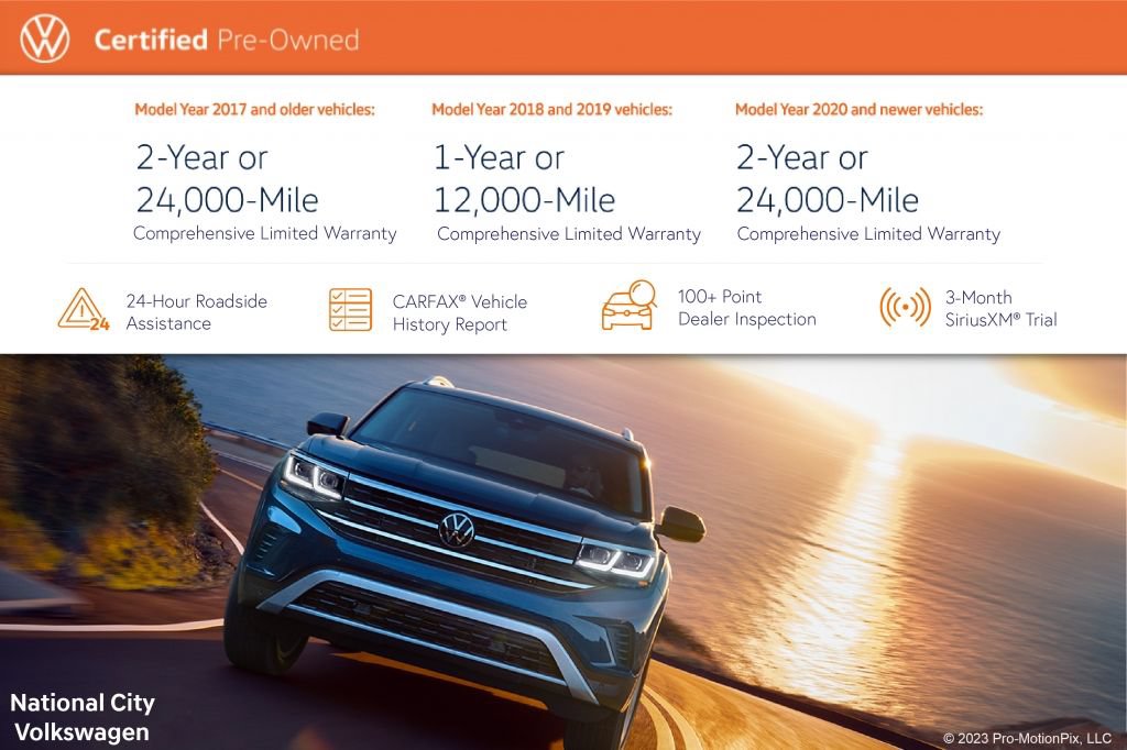 Used 2023 Volkswagen Tiguan SE w/ Panoramic Sunroof Package FWD image 3