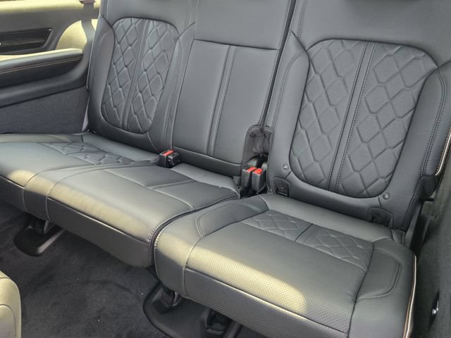 New 2026 Jeep Grand Wagoneer L Summit AWD/4WD image 25