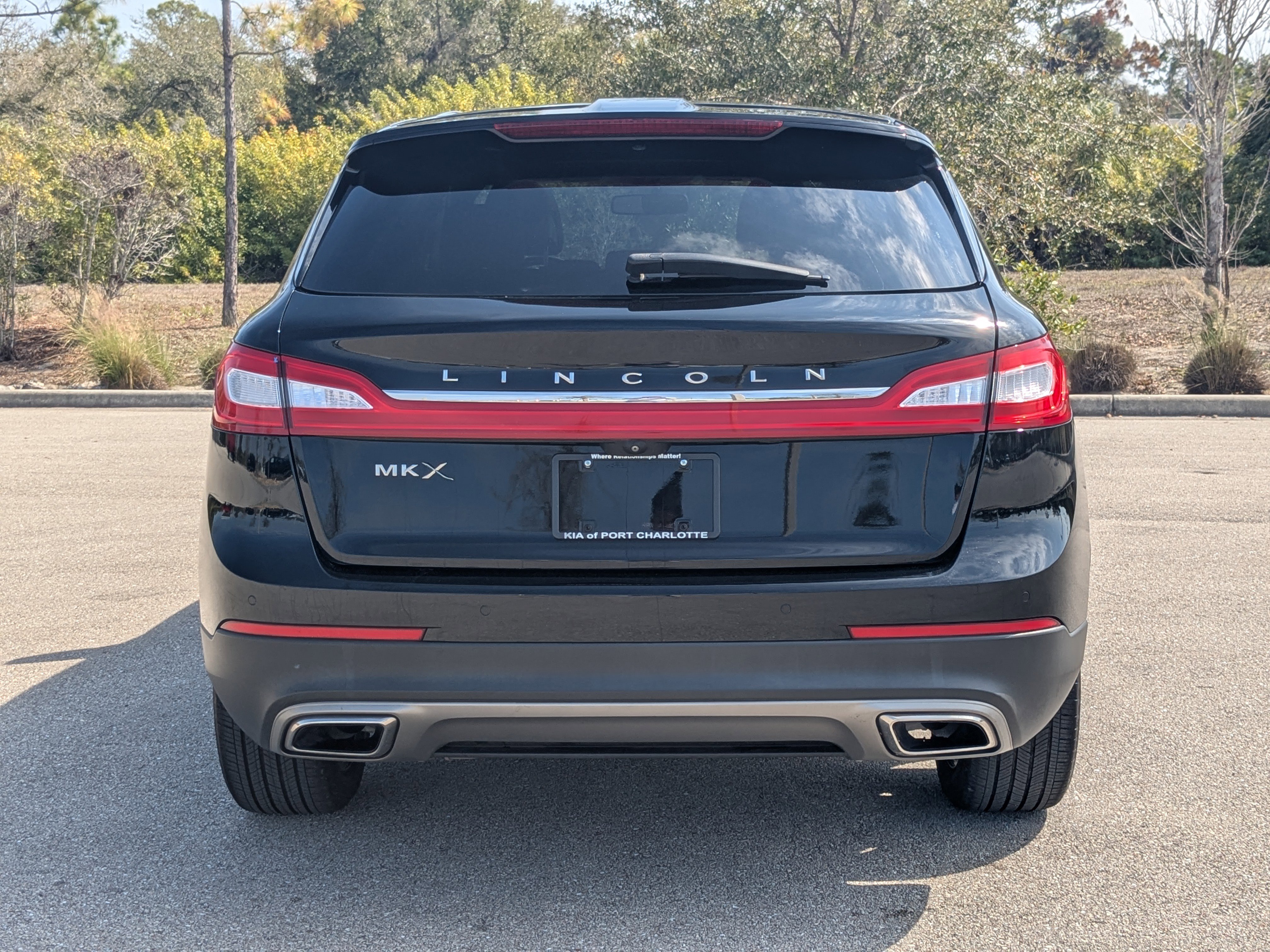 Used 2017 Lincoln MKX Reserve image 6