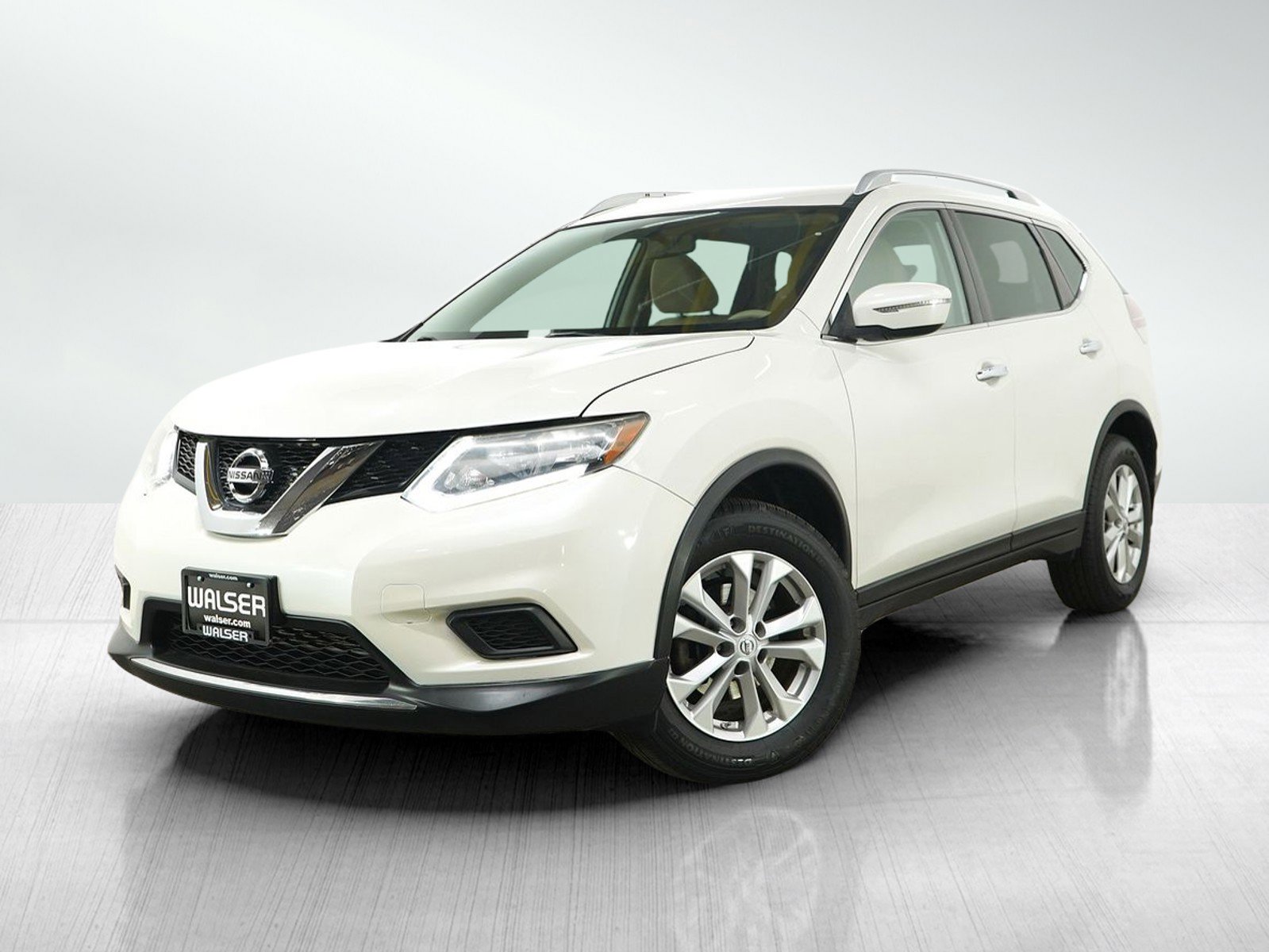 Used 2015 Nissan Rogue SV