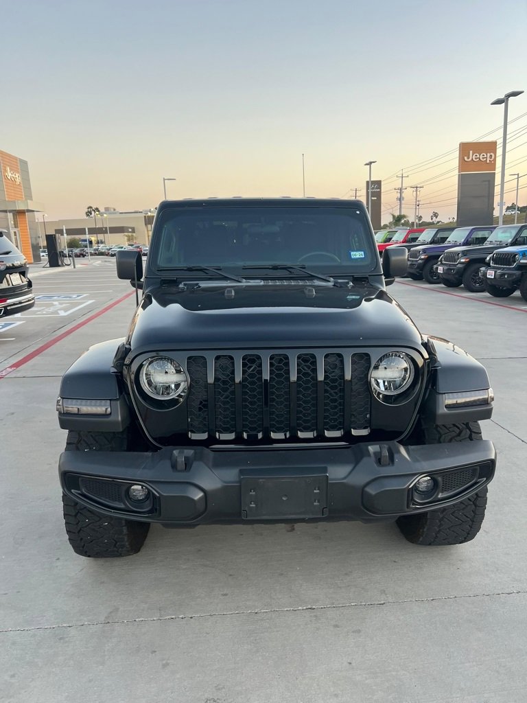Used 2023 Jeep Gladiator Willys image 4