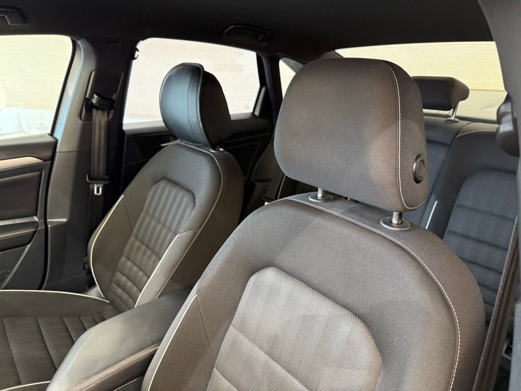 Used 2023 Volkswagen Jetta Sport image 31