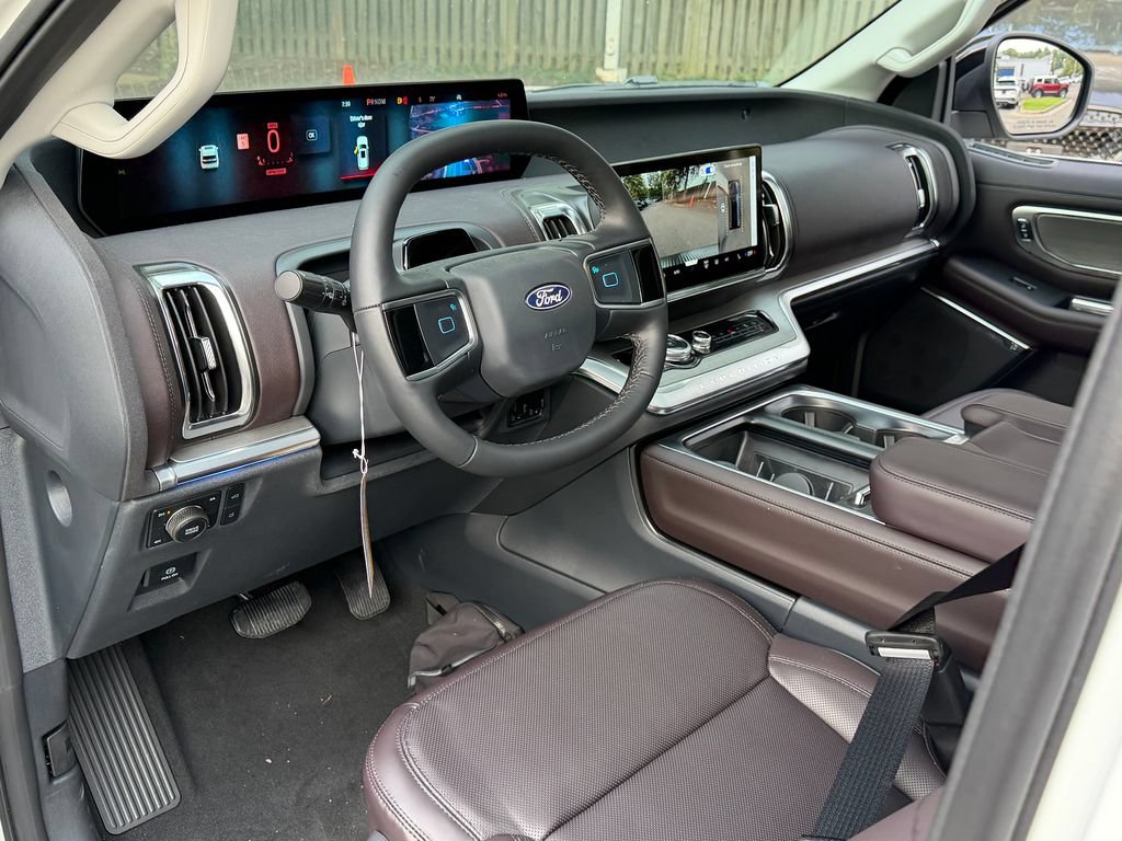 New 2027 Ford Expedition Max Platinum w/ Platinum Ultimate Package AWD/4WD image 27