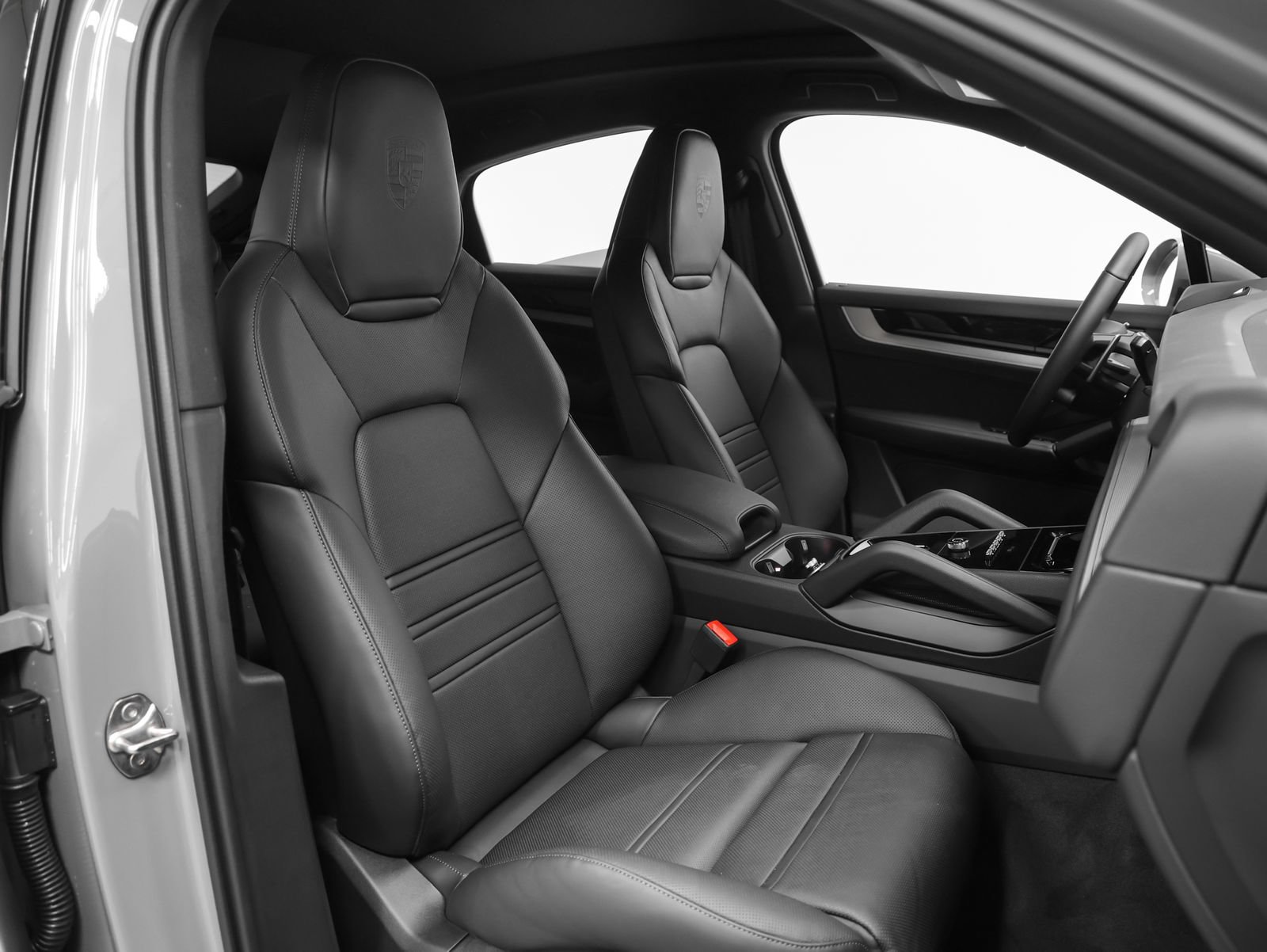 New 2026 Porsche Cayenne Coupe AWD/4WD image 22